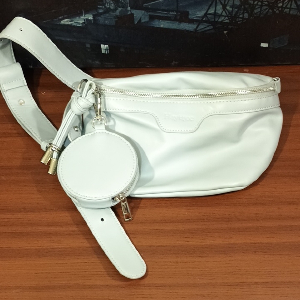 Haytijoe small crossbody purse